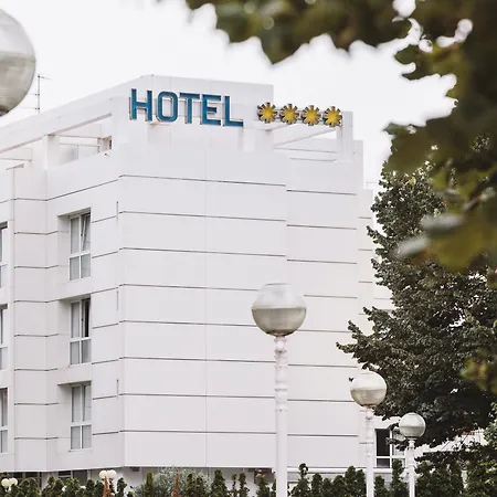 Hotel Ilunion San Sebastián-3
